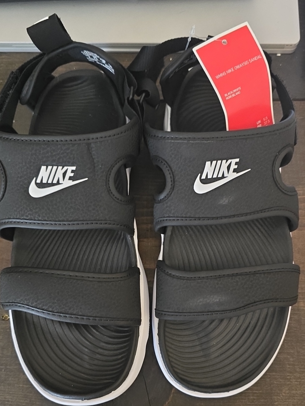 Nike Womens Owaysis Black and White Adjustable Sandals